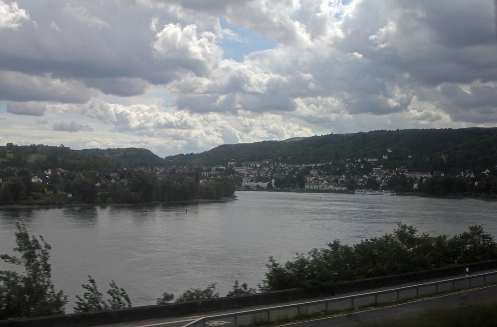 Rhine River Near Filsen